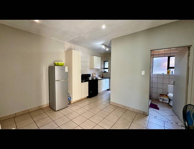 1 BEDROOM APARTMENT TO LET IN SONHEUWEL